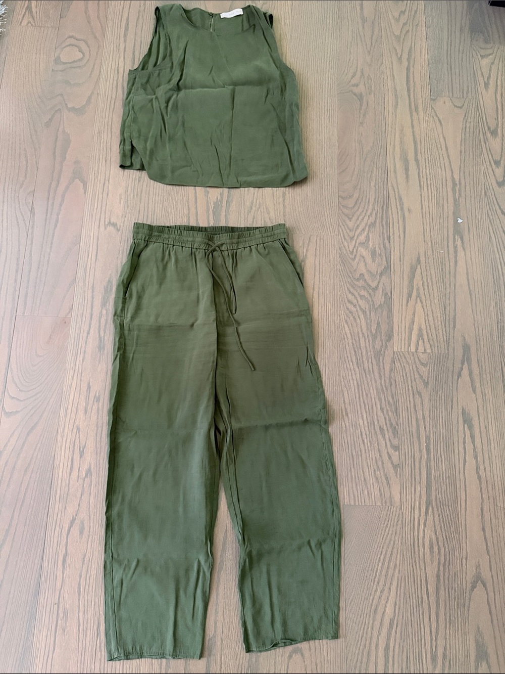 Mango Modal co-ord set - Picture 1 of 7
